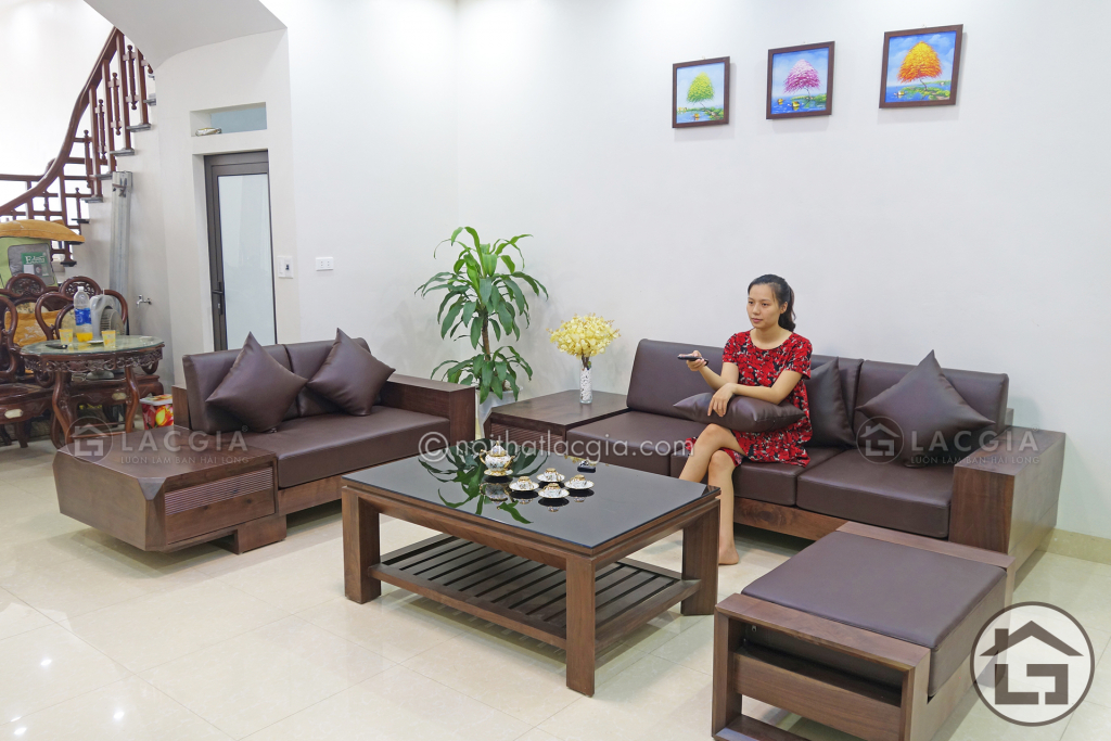 sofa go cho khong gian phong khach dep SF12 32 1024x683 - Thiết kế và thi công nội thất nhà phố, chung cư đẹp hiện đại nhất 2021