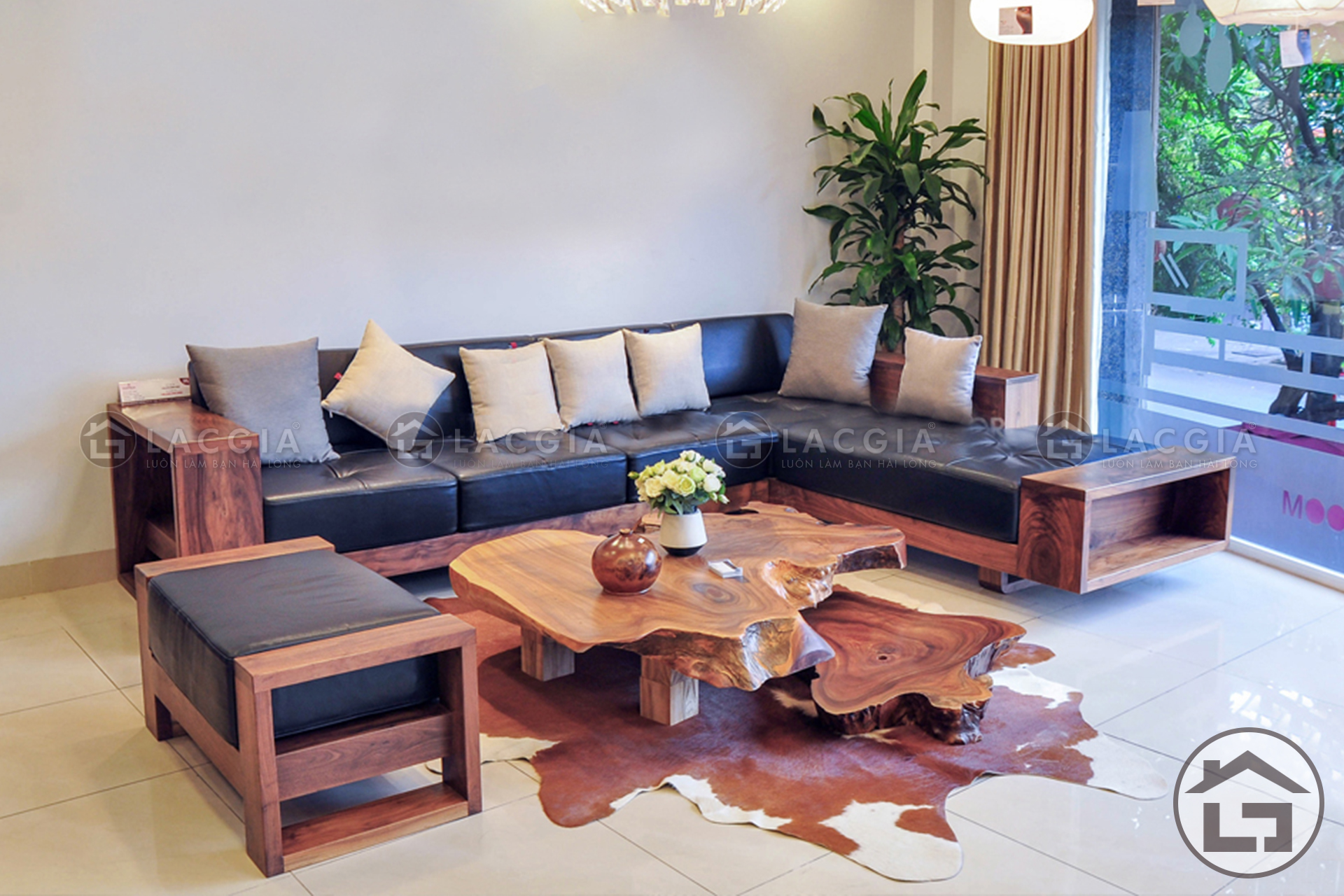 Sofa go chu L hien dai 1 - Ưu điểm đặc biệt của cho sofa gỗ góc mang lại cho phòng khách