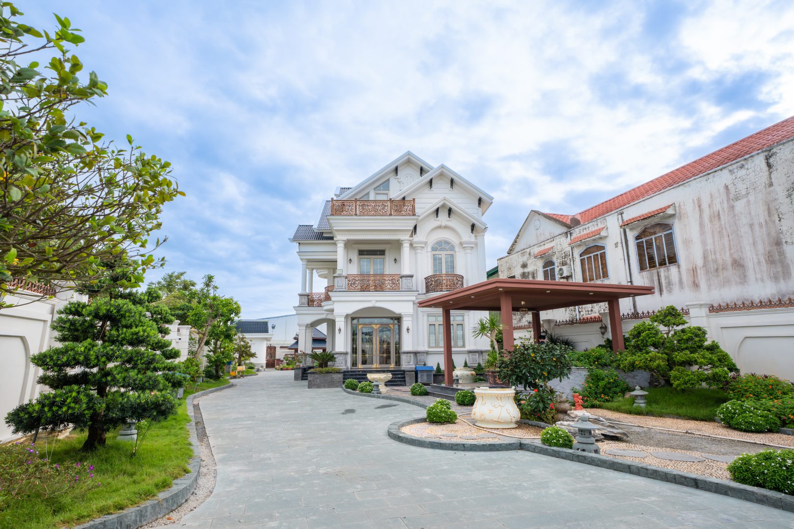 Toàn cảnh phòng khách biệt thự Đồng Tháp